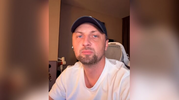 Блогер Зубарев испугался, что первым словом его ребенка окажется мат Блогер Зубарев испугался, что первым словом его ребенка окажется мат