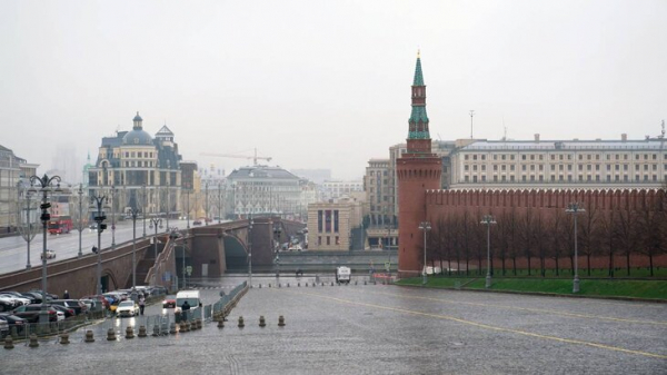 Желтый уровень опасности из-за тумана объявлен в Москве до утра 1 декабря Желтый уровень опасности из-за тумана объявлен в Москве до утра 1 декабря