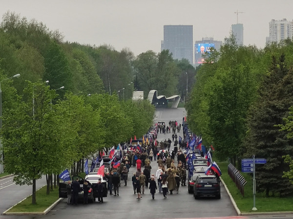 В Москве состоялся юбилейный автопробег в честь Дня Победы